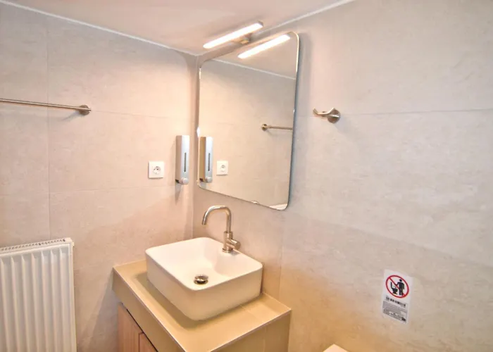 Swans Luxury דירה *